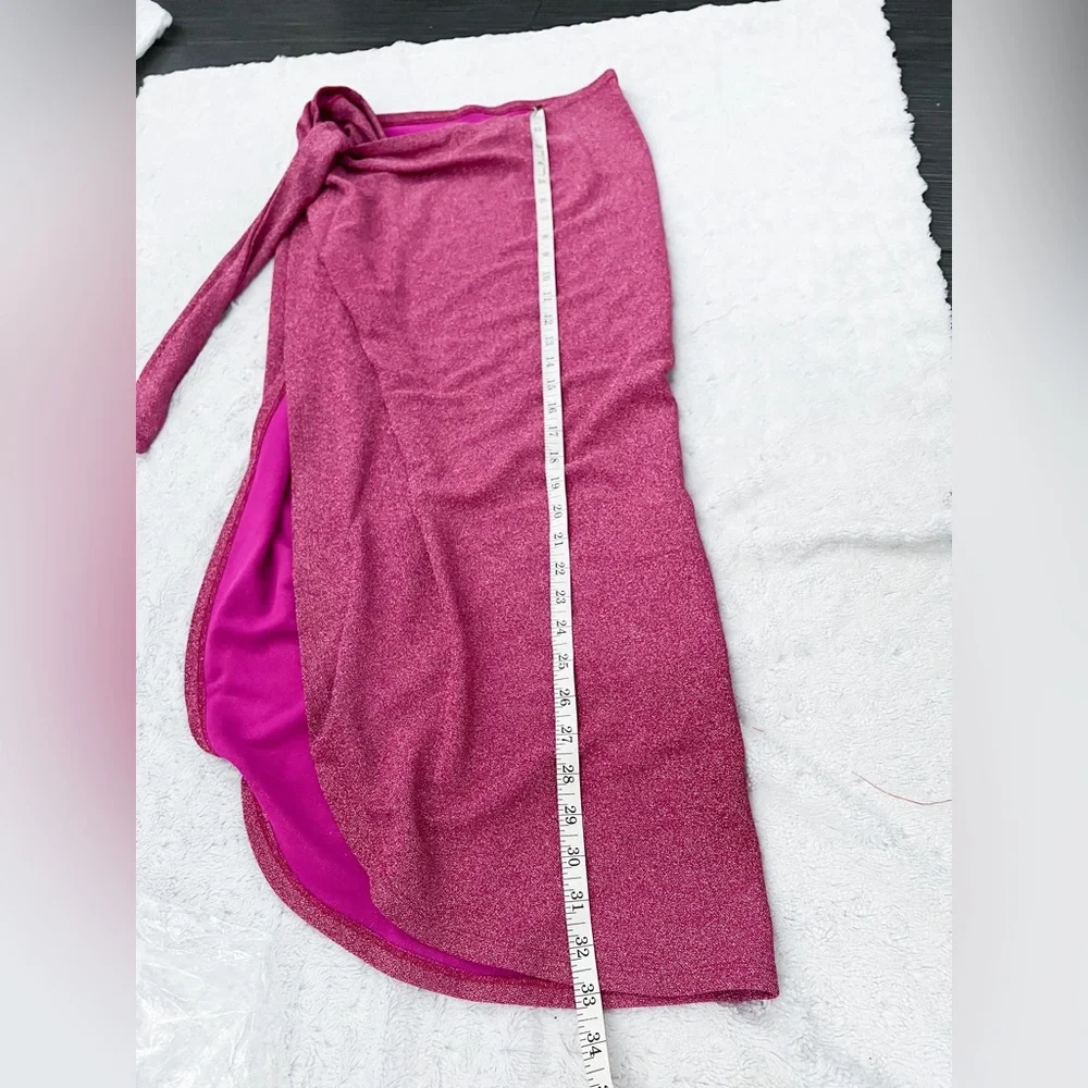 NWT- GOOD AMERICAN x Revolve Glitter Tie Sarong in Hawaiian Pink - Picture 9 of 13